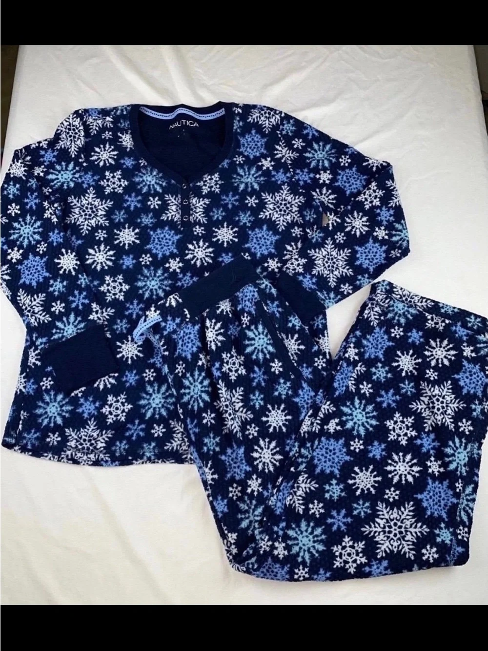 Snowflake PJ set